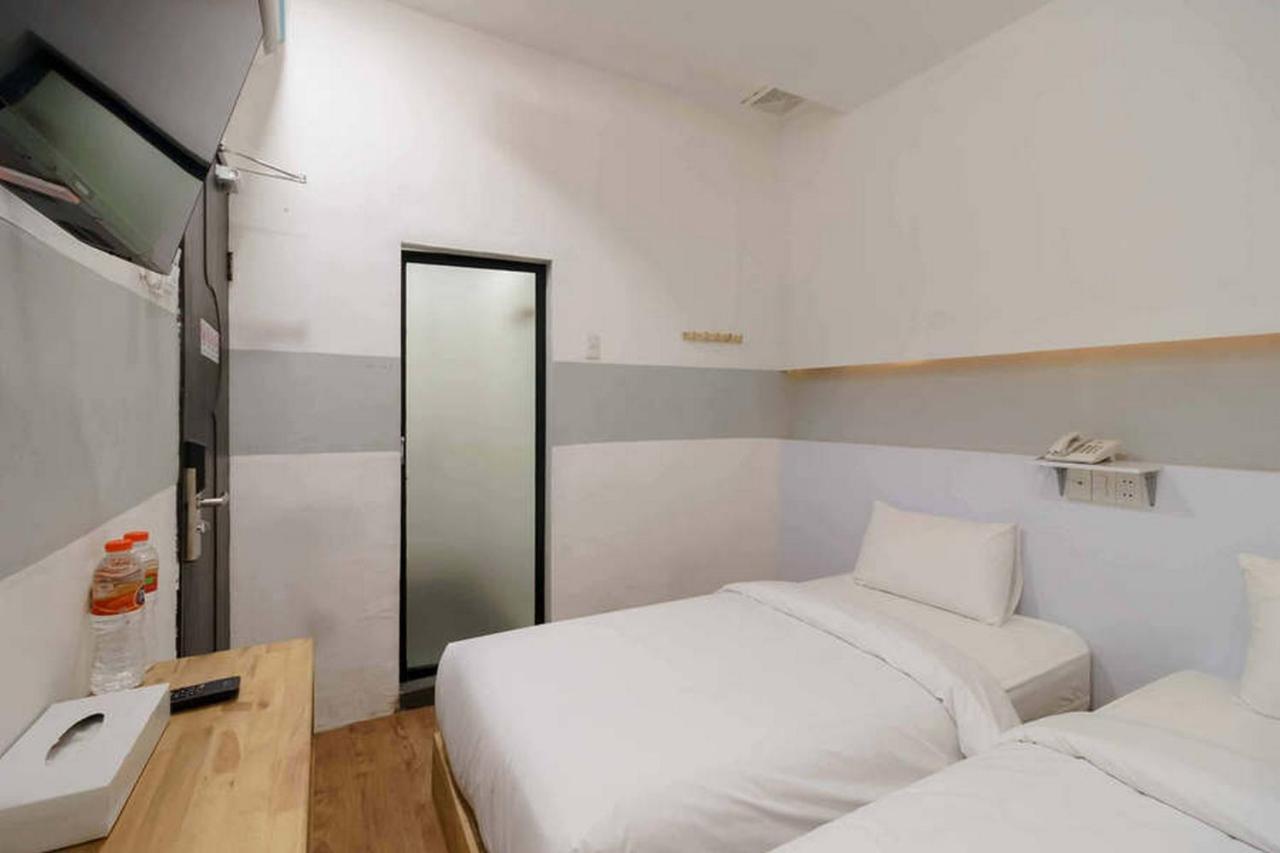 Jotel Guest House Mitra Reddoorz Pulauberayan Exteriér fotografie